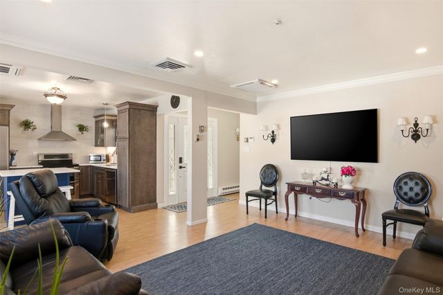 27 Hearthside Drive, Mount Sinai, NY 11766