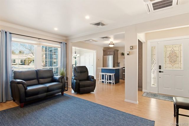 27 Hearthside Drive, Mount Sinai, NY 11766