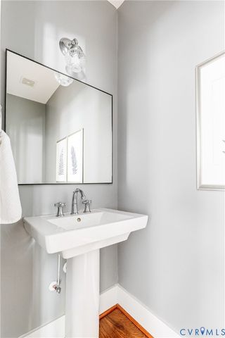 2112 E Clay St, Richmond, VA 23223