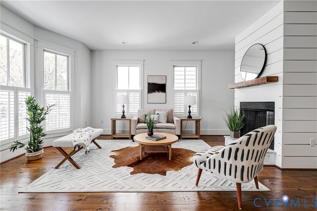 2112 E Clay St, Richmond, VA 23223