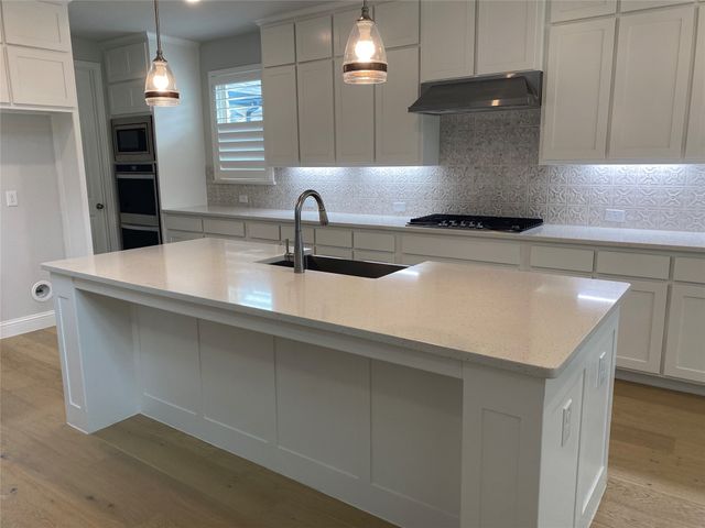409 Caddo Ridge Lane, Mansfield, TX 76063