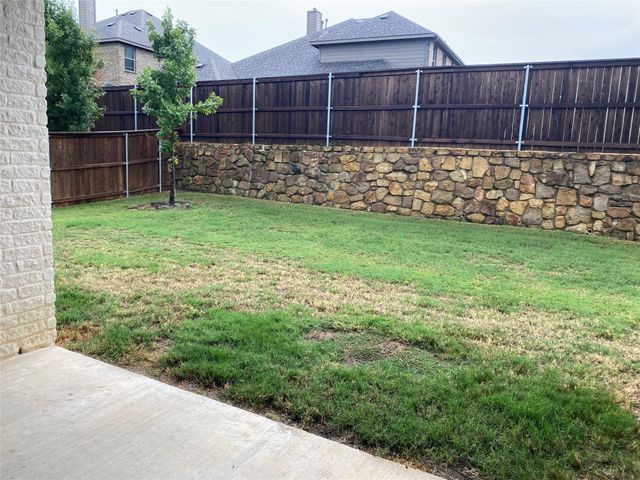 409 Caddo Ridge Lane, Mansfield, TX 76063