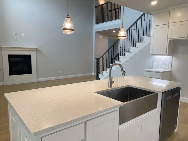 409 Caddo Ridge Lane, Mansfield, TX 76063