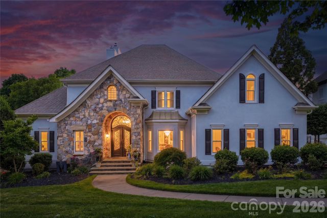 18928 Peninsula Point Drive, Cornelius, NC 28031