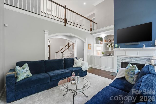 18928 Peninsula Point Drive, Cornelius, NC 28031