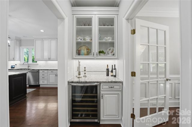18928 Peninsula Point Drive, Cornelius, NC 28031