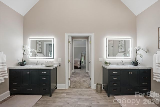 18928 Peninsula Point Drive, Cornelius, NC 28031