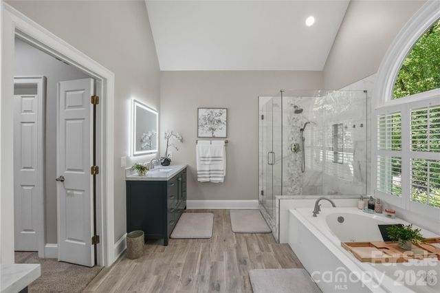 18928 Peninsula Point Drive, Cornelius, NC 28031