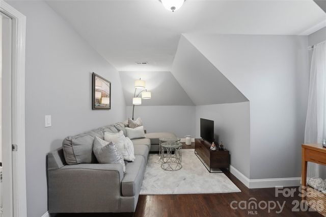 18928 Peninsula Point Drive, Cornelius, NC 28031