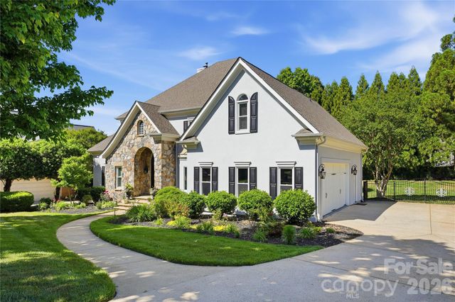 18928 Peninsula Point Drive, Cornelius, NC 28031