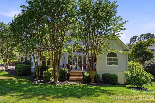 18928 Peninsula Point Drive, Cornelius, NC 28031