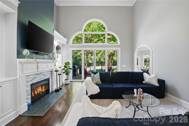 18928 Peninsula Point Drive, Cornelius, NC 28031