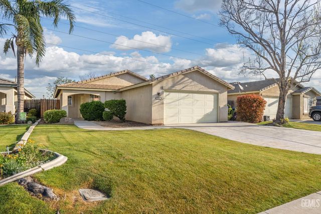 5918 Potenza Lane, Bakersfield, CA 93308