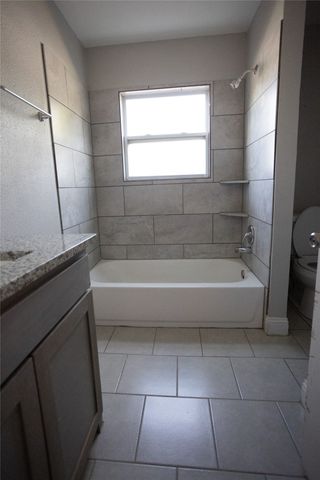 2121 San Jose, Fort Worth, TX 76112
