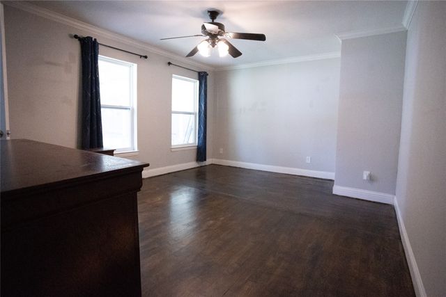 2121 San Jose, Fort Worth, TX 76112