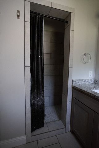 2121 San Jose, Fort Worth, TX 76112