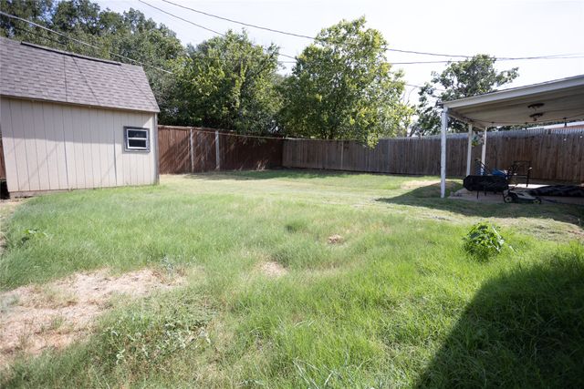 2121 San Jose, Fort Worth, TX 76112