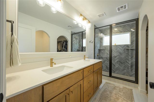 325 E 8th Street, Arcadia, OK 73007