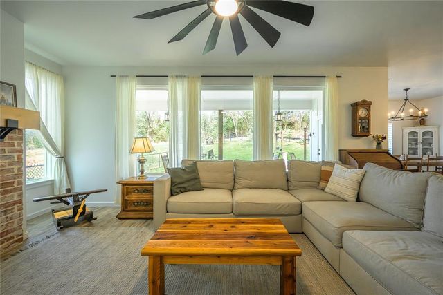 325 E 8th Street, Arcadia, OK 73007