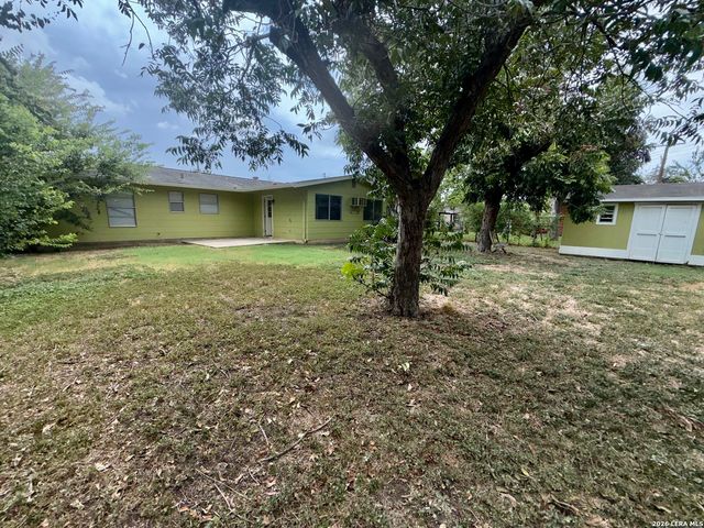 4831 SEABREEZE DR, San Antonio, TX 78220