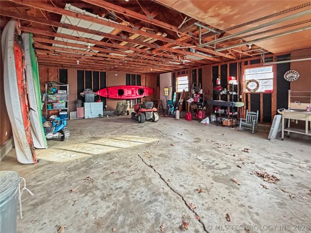 28276 S 547 Road, Park Hill, OK 74451