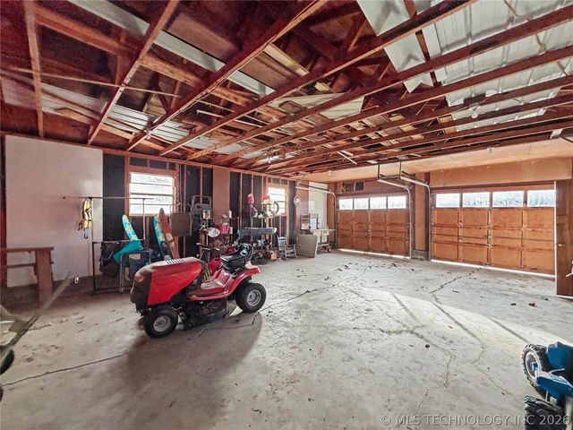 28276 S 547 Road, Park Hill, OK 74451