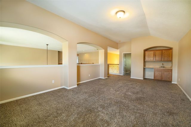 3002 Ivydale Road, Pearland, TX 77581