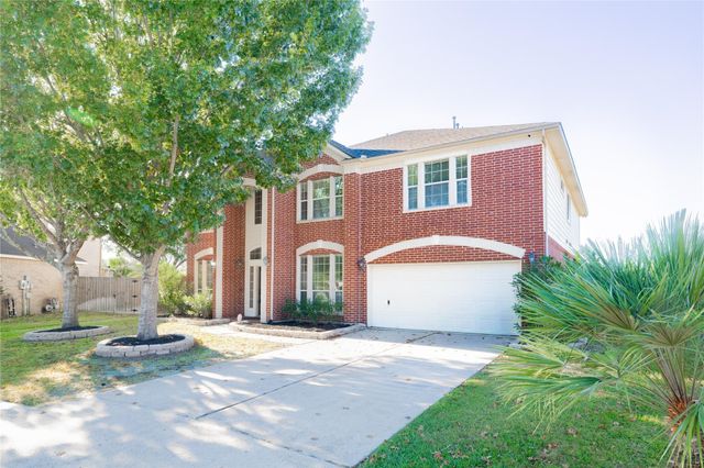 3002 Ivydale Road, Pearland, TX 77581