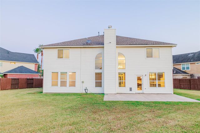 3002 Ivydale Road, Pearland, TX 77581