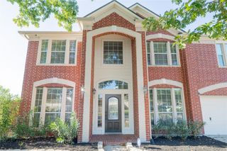 3002 Ivydale Road, Pearland, TX 77581