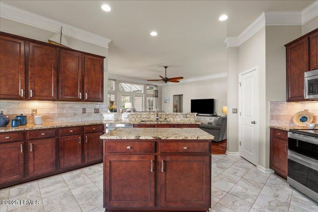 18 Greatwood Drive, Bluffton, SC 29910