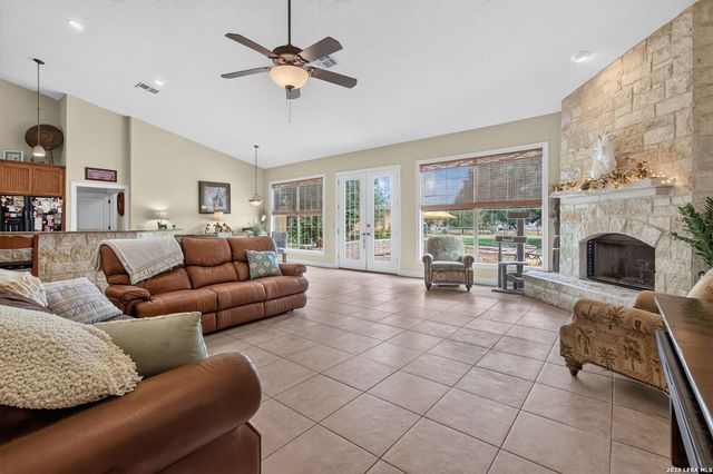 287 SAN MARCOS TRL, New Braunfels, TX 78132