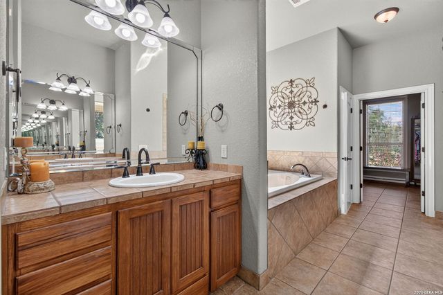 287 SAN MARCOS TRL, New Braunfels, TX 78132