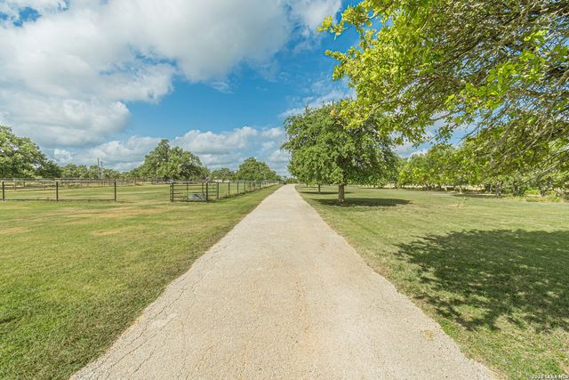 287 SAN MARCOS TRL, New Braunfels, TX 78132