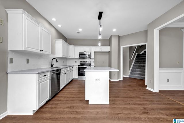 6243 PEREGRINE CIRCLE, Trussville, AL 35173