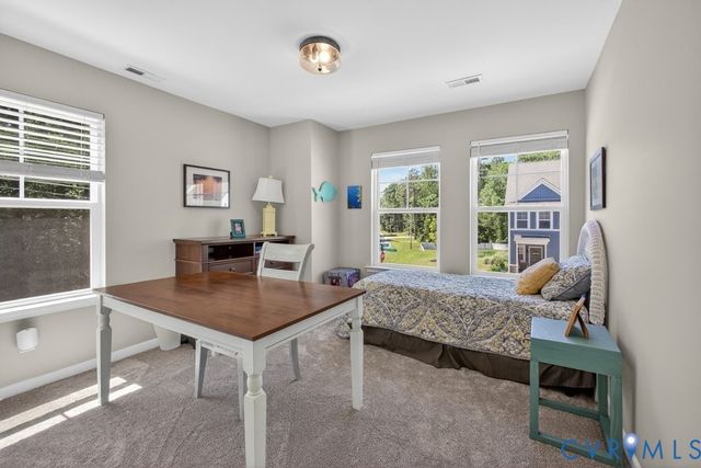 7669 Leeds Castle Ln, New Kent, VA 23124