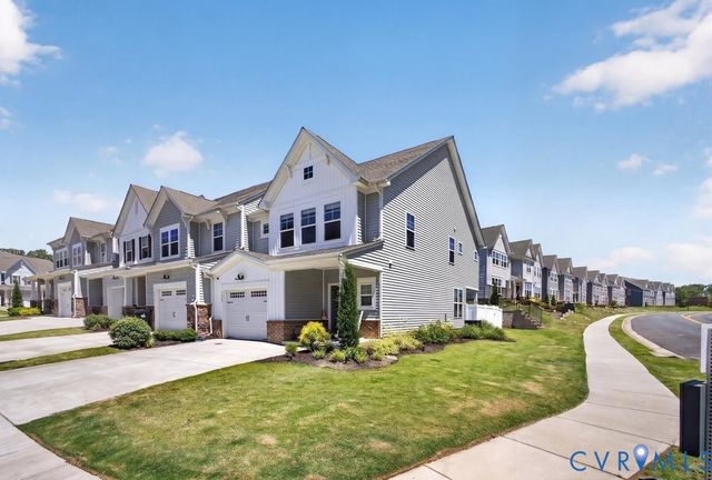 7669 Leeds Castle Ln, New Kent, VA 23124