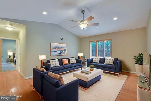 7715 PARADISE BEACH RD, Pasadena, MD 21122