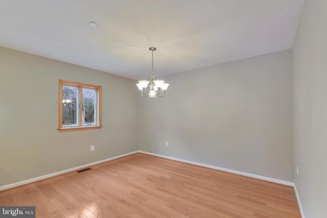 7715 PARADISE BEACH RD, Pasadena, MD 21122