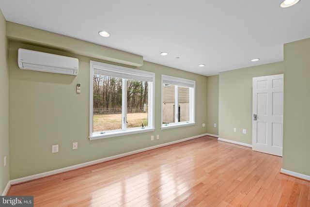 7715 PARADISE BEACH RD, Pasadena, MD 21122