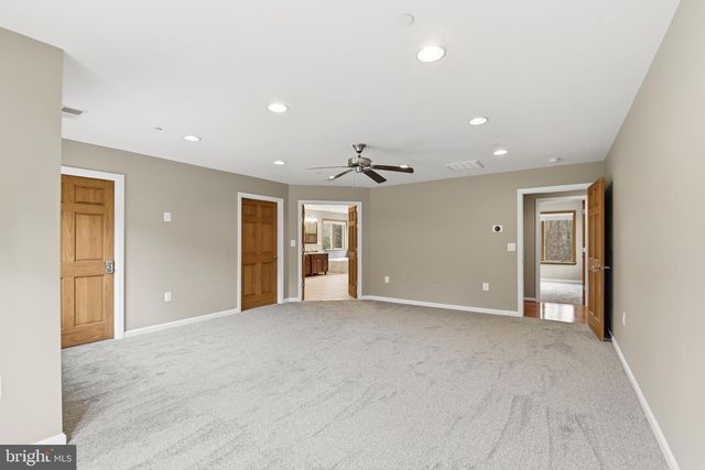 7715 PARADISE BEACH RD, Pasadena, MD 21122