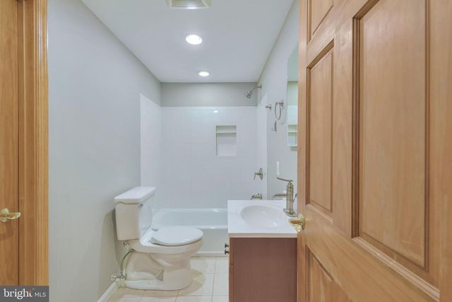 7715 PARADISE BEACH RD, Pasadena, MD 21122