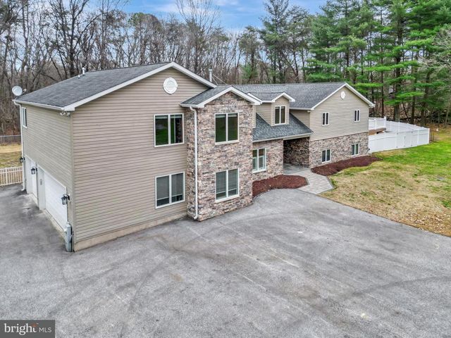 7715 PARADISE BEACH RD, Pasadena, MD 21122