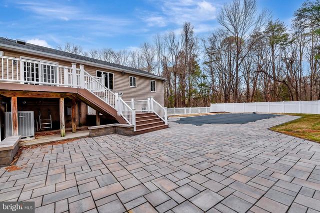 7715 PARADISE BEACH RD, Pasadena, MD 21122