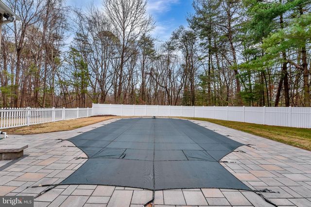 7715 PARADISE BEACH RD, Pasadena, MD 21122