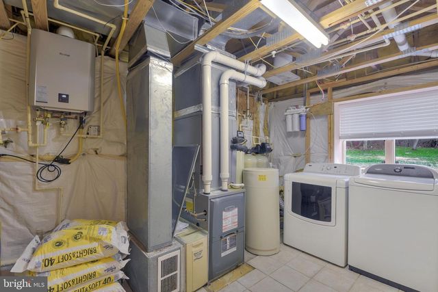 7715 PARADISE BEACH RD, Pasadena, MD 21122