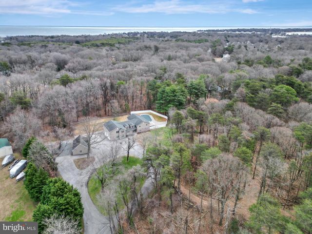 7715 PARADISE BEACH RD, Pasadena, MD 21122