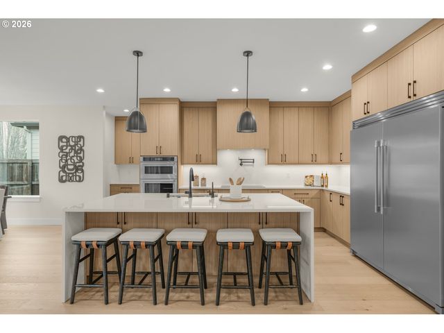 12313 Ne 66TH Ct, Vancouver, WA 98686