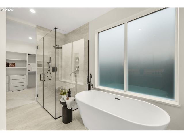 12313 Ne 66TH Ct, Vancouver, WA 98686