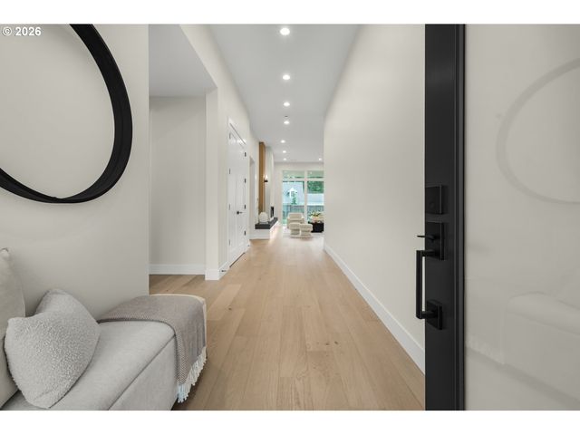 12313 Ne 66TH Ct, Vancouver, WA 98686